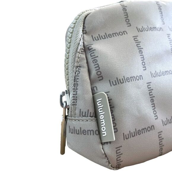 Lululemon Everywhere Belt Bag 1L Wordmark Raw Linen Beige NWT Silver Hardware - Picture 3 of 8